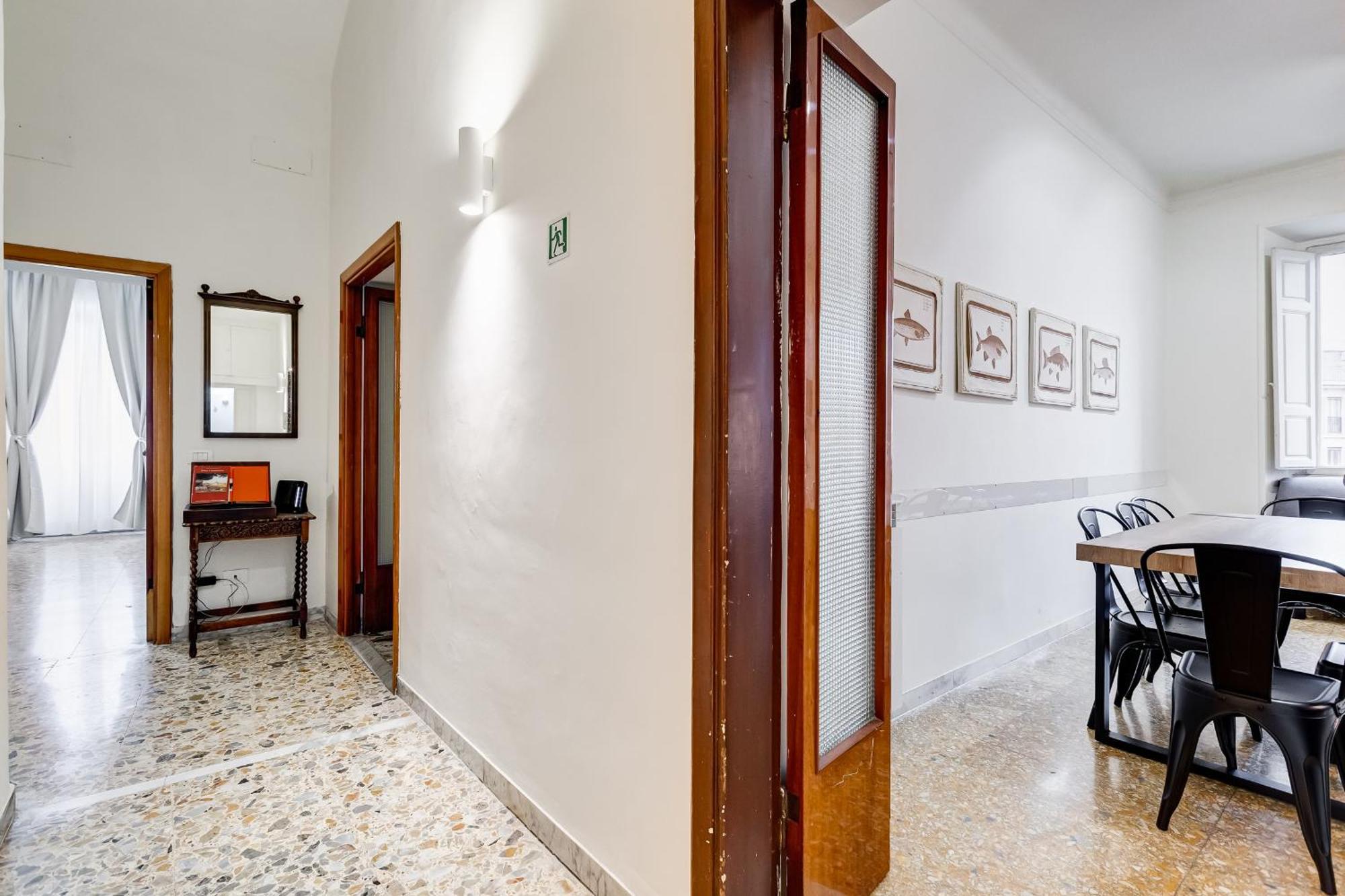 Vivilo Collection - San Vito View Apartment - 3 Bdr 2 Baths Roma Exterior foto