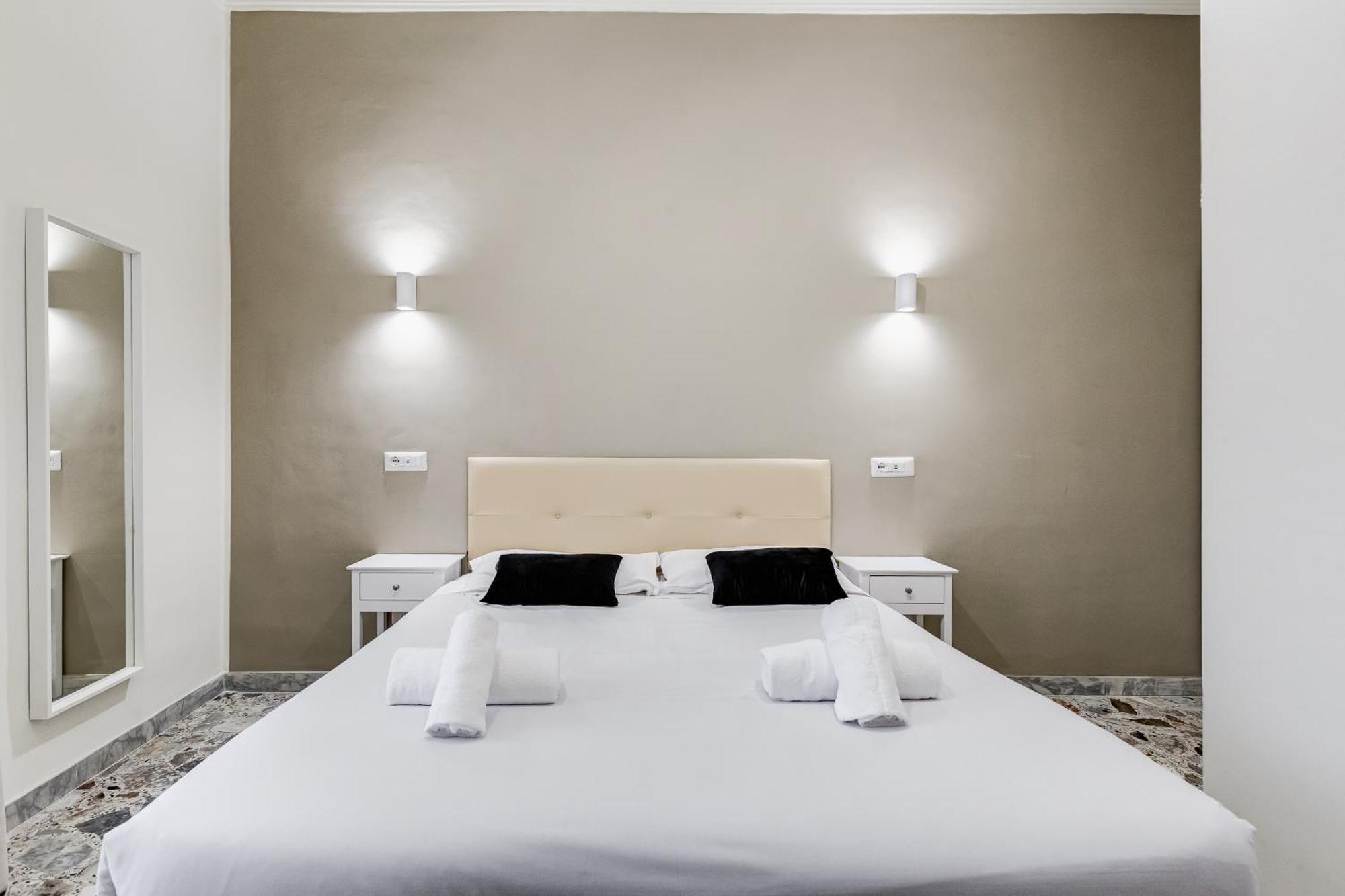 Vivilo Collection - San Vito View Apartment - 3 Bdr 2 Baths Roma Exterior foto